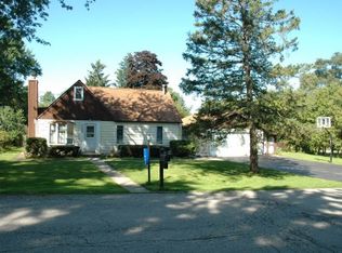 11908 253rd Ave, Trevor, WI 53179