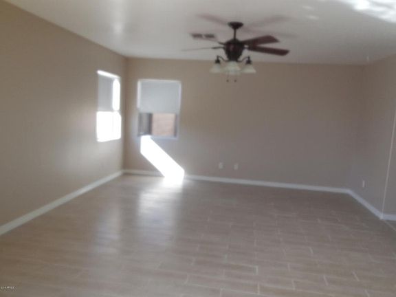 3rd image of 12521 W Valentine Ave