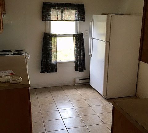 5th image of 100 E 1st Ave