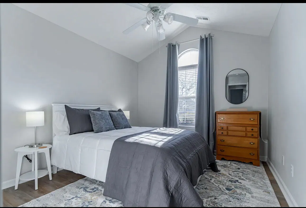 214 Applewood Lane - 1 — Photo 4