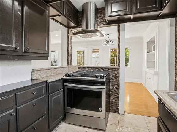 319 W Windsor Rd, Glendale, CA 91204