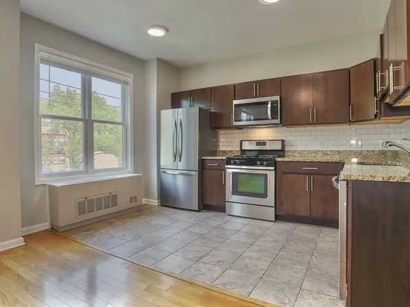 76 Saint Pauls Avenue image 13 of 37