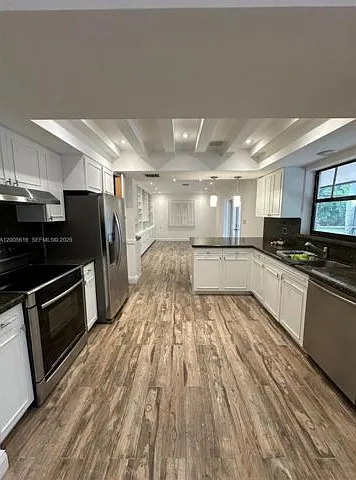 7625 SW 180th Ter — Photo 5