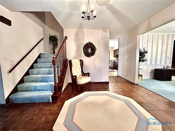 4th image of 941 Haver Dr