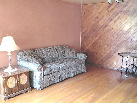 4th image of 8812 S 50th Ave