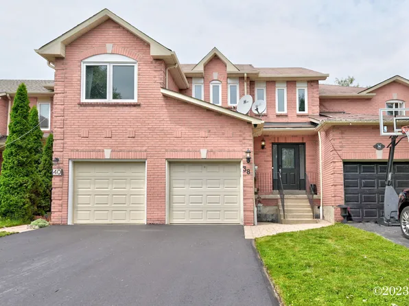 38 Pine Gate Pl, Whitby, ON L1R 2M6