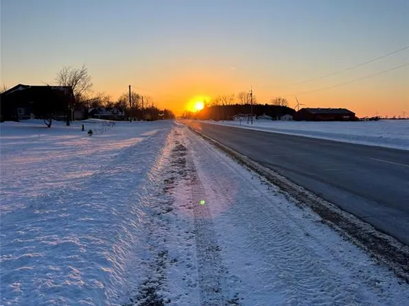 4674 Talbot Trl, Chatham Kent, ON N0P 1W0