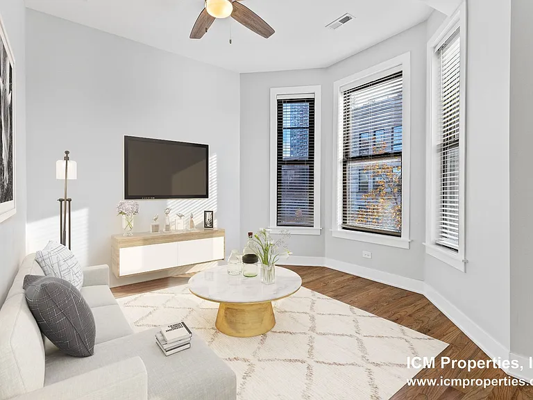 344 W Dickens Ave #1 — Photo 4
