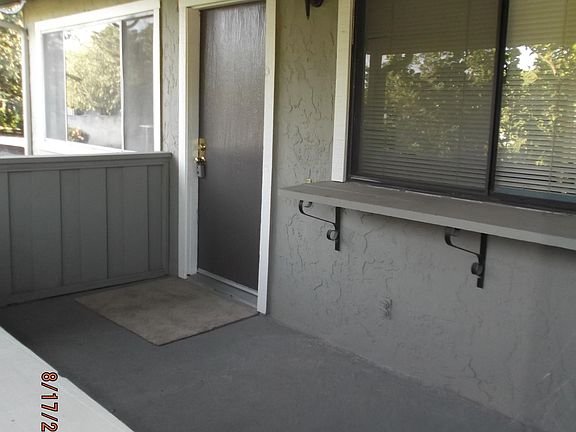 2nd image of 1221 Juniper Dr APT E