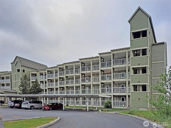 4th image of 501 SHOREVIEW Drive S #108