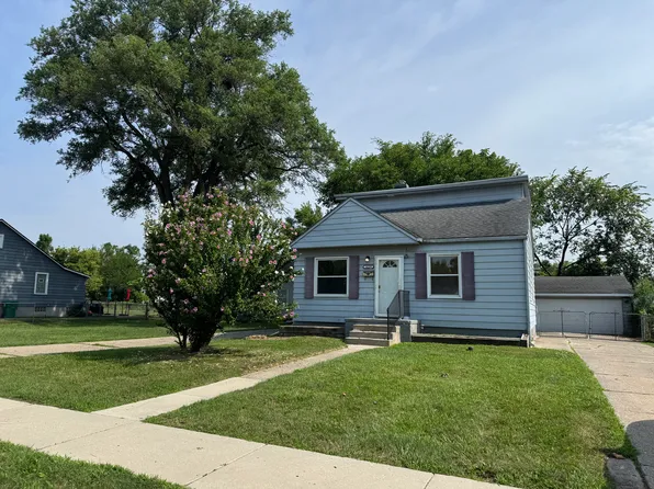 16299 Nicolai Ave, Eastpointe, MI 48021