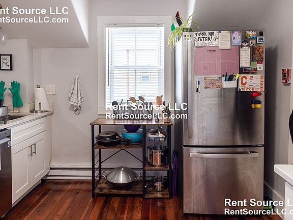 4th image of 565 Somerville Ave #3L