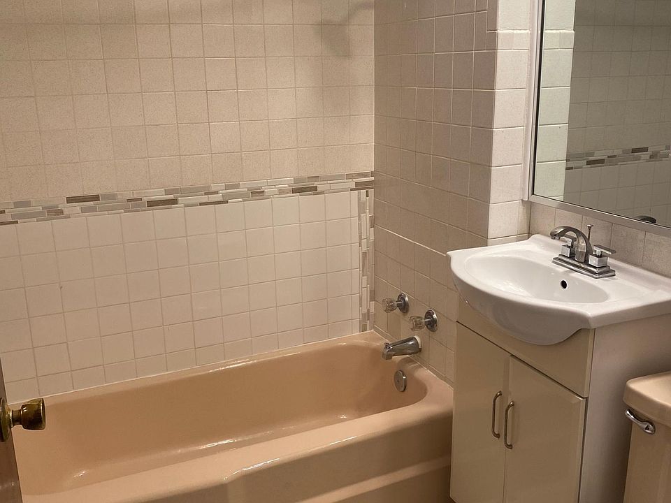 1st image of 11125 Moraine Dr #2S