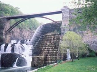 37 Lexington Dr, Croton On Hudson, NY 10520