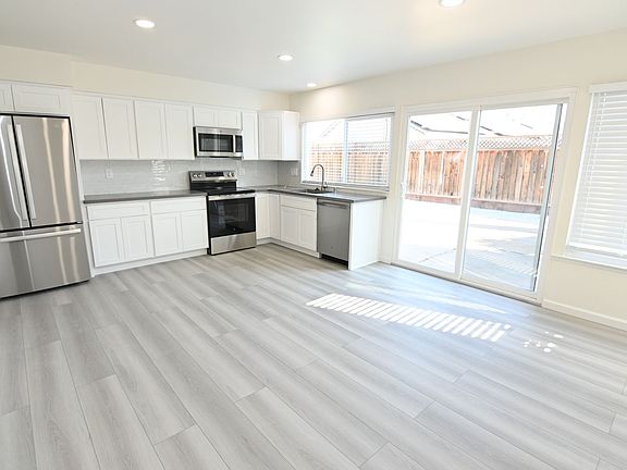 2nd image of 6238 Mahan Dr