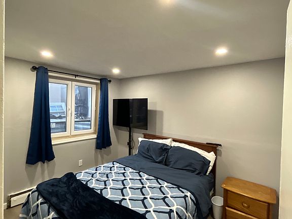 4th image of 180 N Centre Ave #180