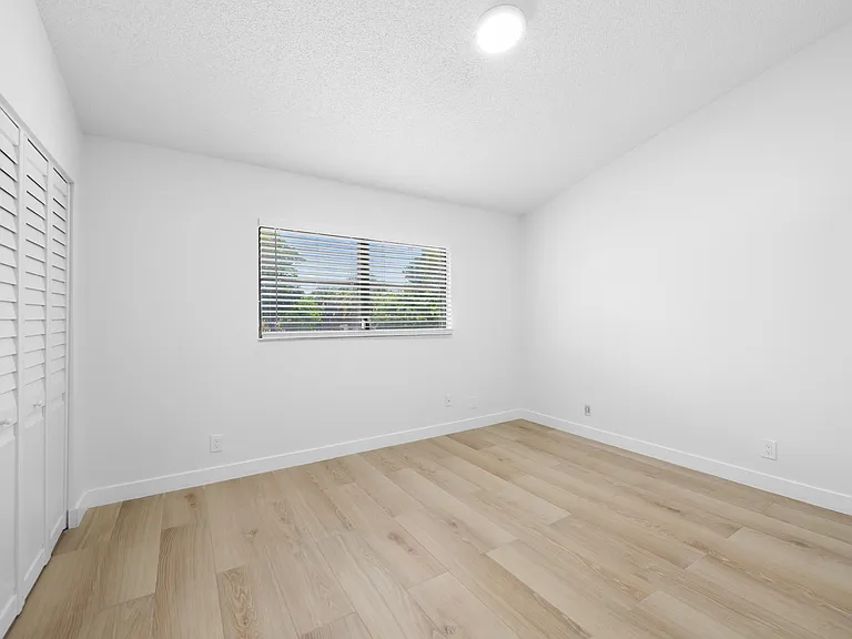 3281 E Golf Blvd #17 — Photo 12