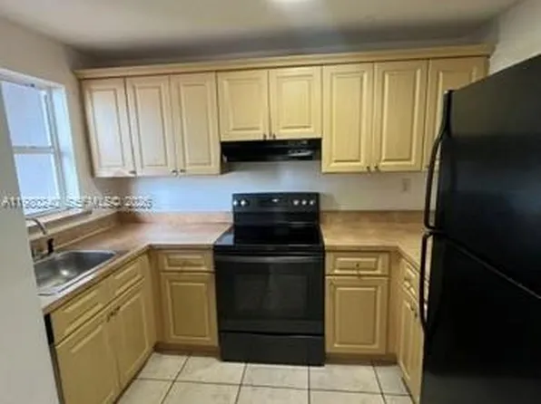 4331 W 11th Ln #65, Hialeah, FL 33012