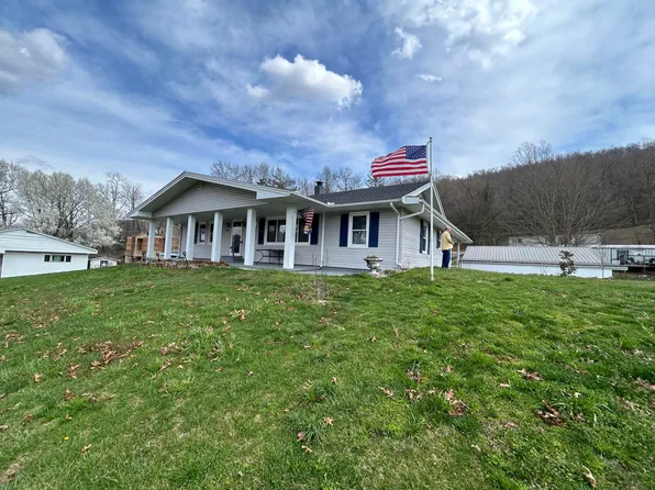 451 Fairlane Dr, Vanceburg, KY 41179