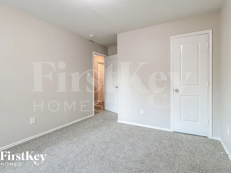 21699 Horseshoe Dr — Photo 12