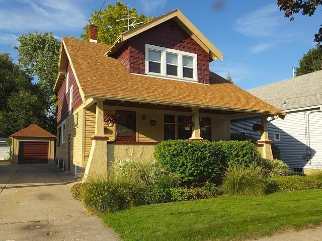 1st image of 1025 Arianna St NW