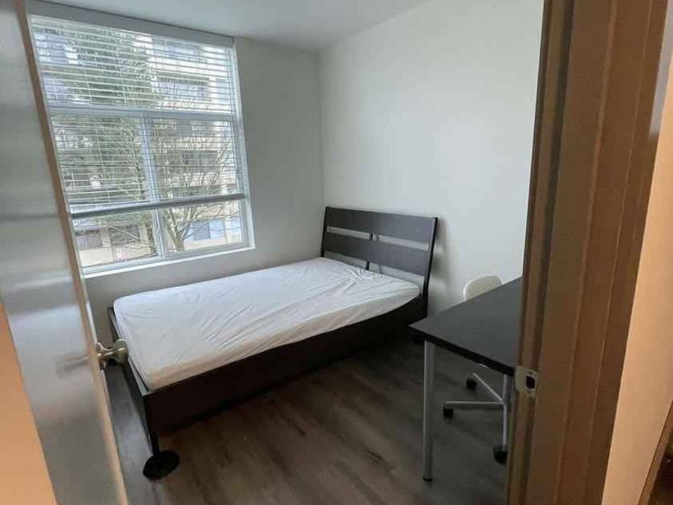 2nd image of 4703 9th Ave NE #101