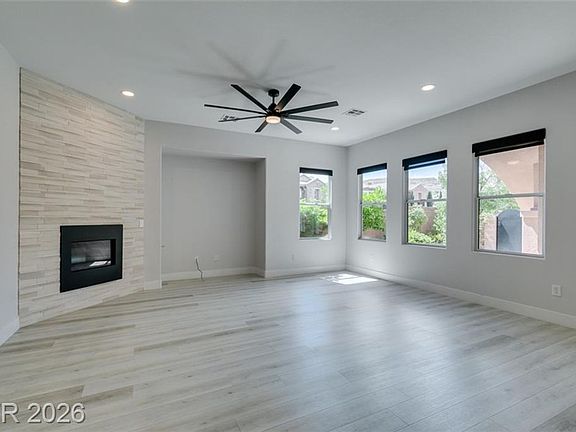 4th image of 11370 Merado Peak Dr