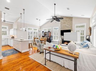 94 S Summit Dr, Santa Rosa Beach, FL 32459