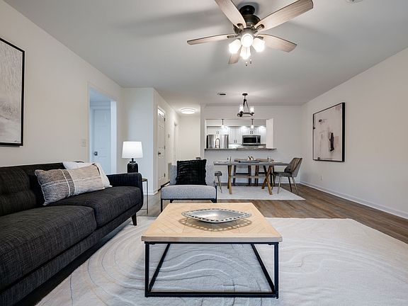 3rd image of 305 Village Ln W