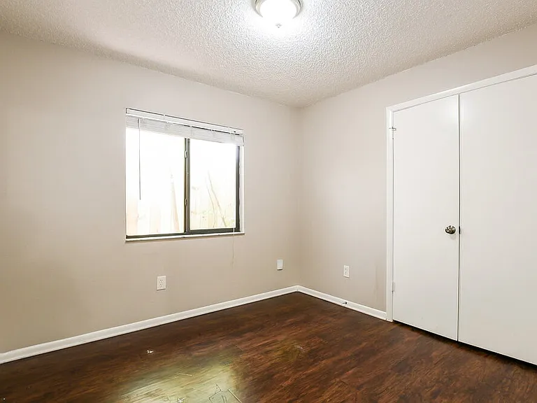 534 S Sundance Dr — Photo 12