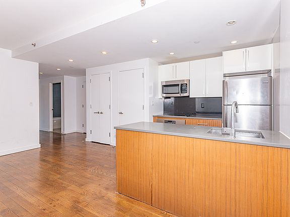 4th image of 1209 Dekalb Ave APT 501