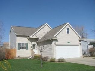 25655 Hudson St, Roseville, MI