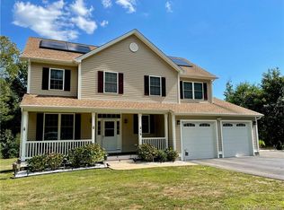 18 Cedar Ridge Rd, Gales Ferry, CT 06335
