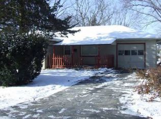 73 Maple Dr, Columbus, OH 43228