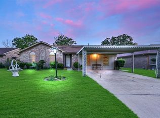 5305 Lorraine Dr, Baytown, TX 77521