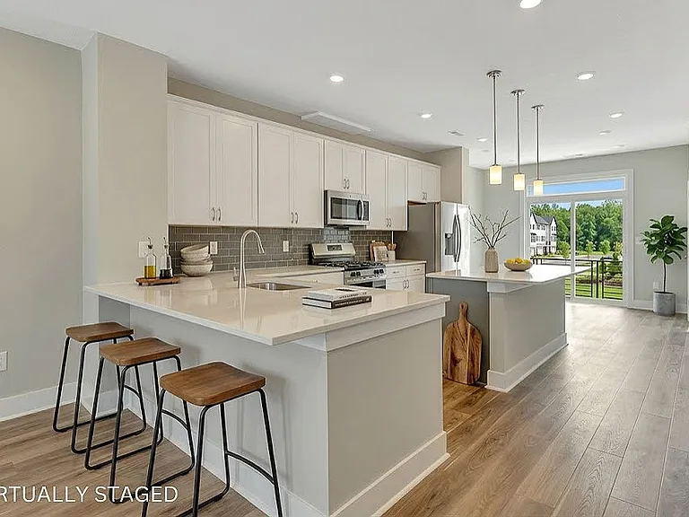 6358 Coverage Ct — Photo 8