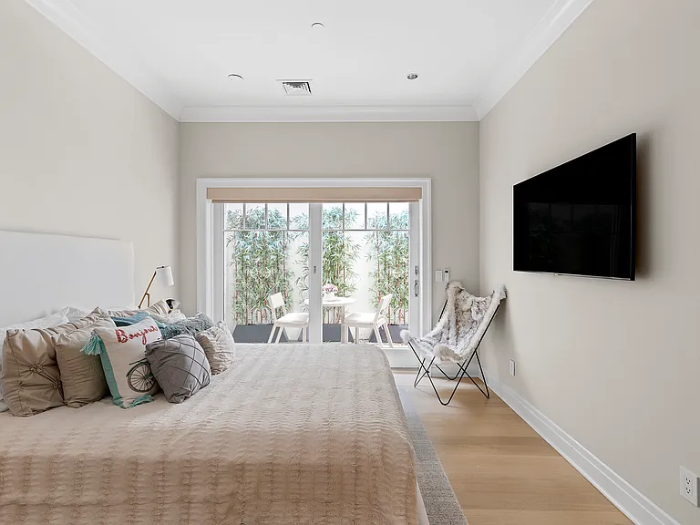 272 Old Montauk Hwy #6 — Photo 12