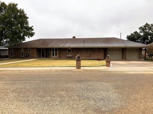 602 E Elm St, Denver City, TX 79323