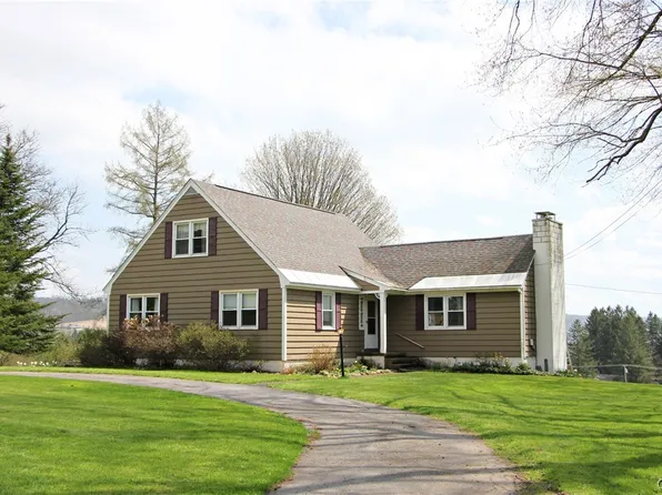 6878 Airport Rd, Hamilton, NY 13346