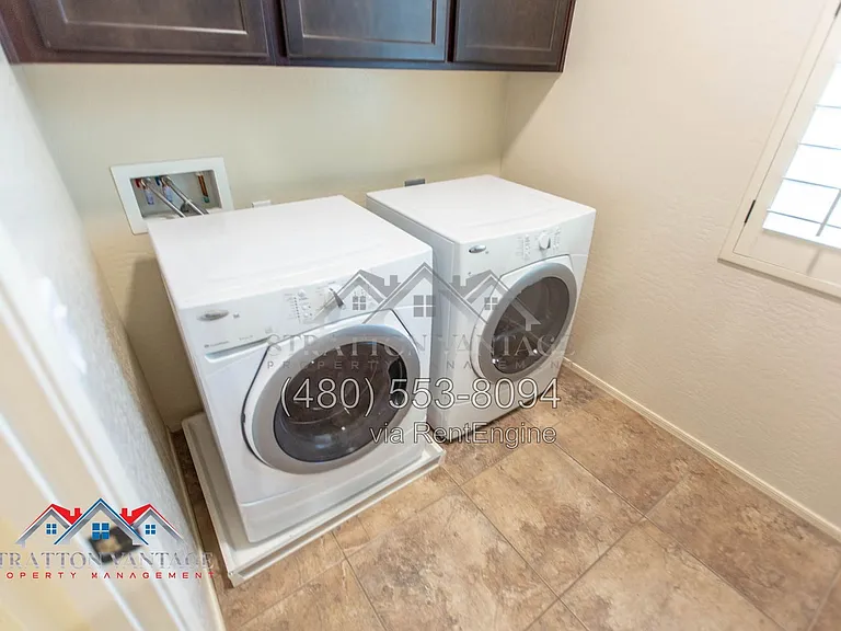 4467 E Remington Dr — Photo 22