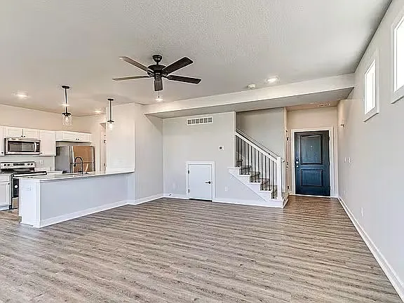 6923 Bluebell Ct — Photo 5