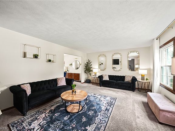 3rd image of 543 Briarcliff Ave