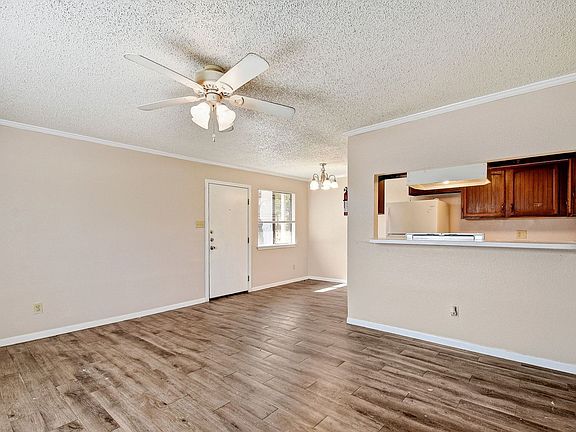 4th image of 109 Smith Ln APT A