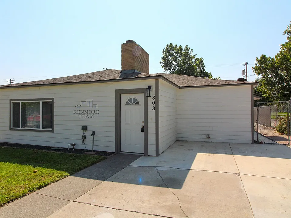 308 N 12th Ave