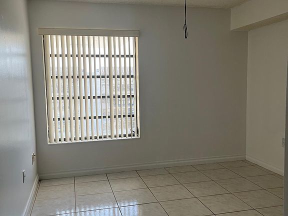 5th image of 1300 SW 122nd Ave #4
