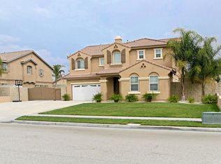 10819 Saffron St, Fontana, CA 92337