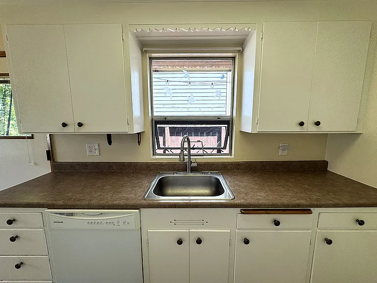 Kitchen overlooking deck area