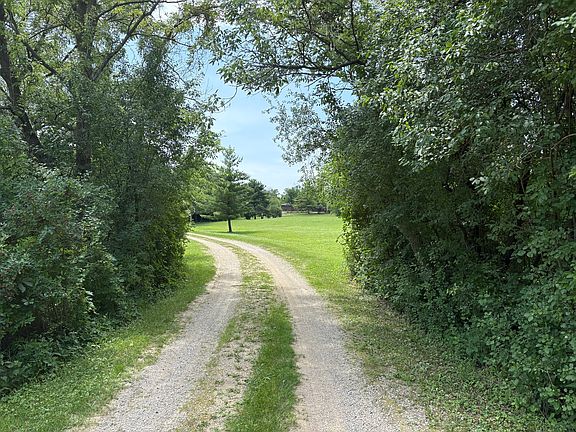 4th image of 23857 W Town Line Rd