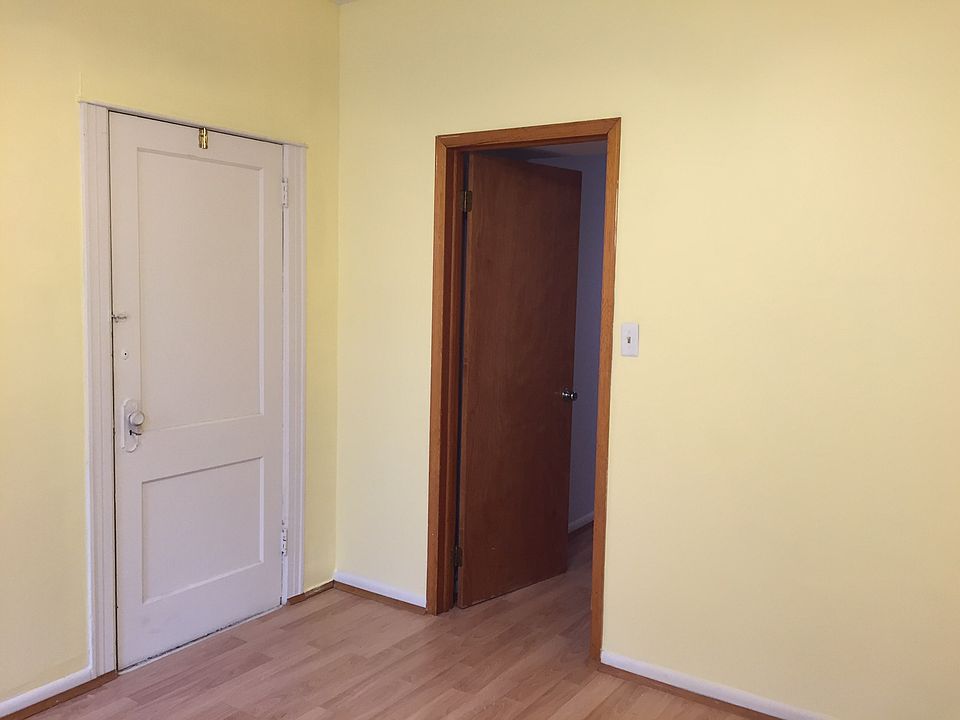 1st image of 3427 41st St #1L