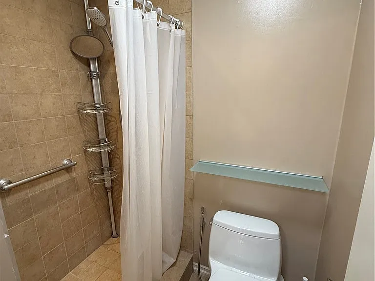2226 Calle Leon — Photo 19